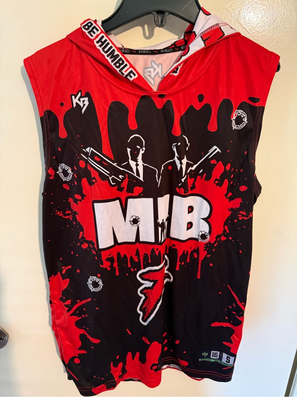 Men in Black Sublimated Graphic Sleeveless Hoodie - Black & Red - size small